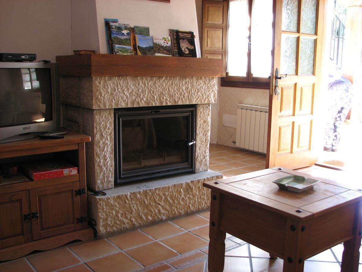 Viviendas Rurales Aldea De Dosamantes Pesaguero-La Parte Extérieur photo